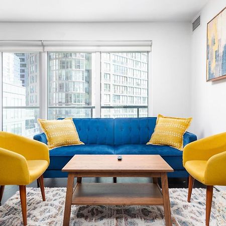 Upscale & Modern 2Bd + Den 2Ba Heart Of Downtown! Toronto Exterior photo