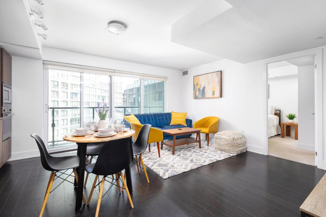 Upscale & Modern 2Bd + Den 2Ba Heart Of Downtown! Toronto Exterior photo
